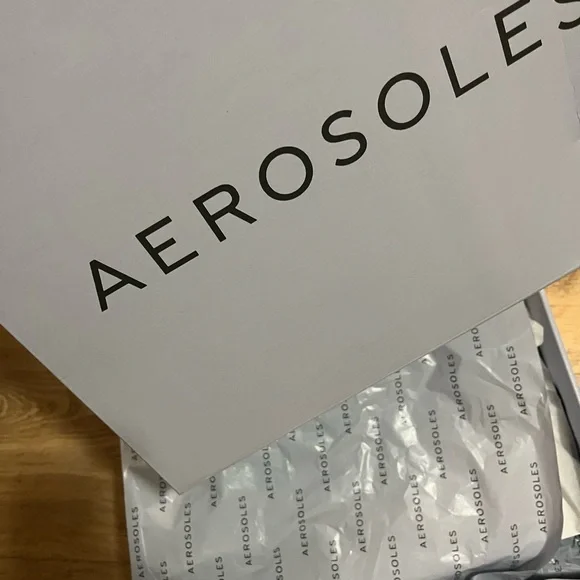 Brand new never been worn still in packaging Aerosole boots - Picture 5 of 5